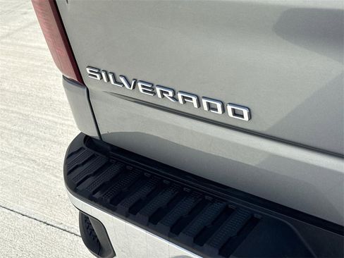 Used 2025 Chevrolet Silverado 1500 LT image 29