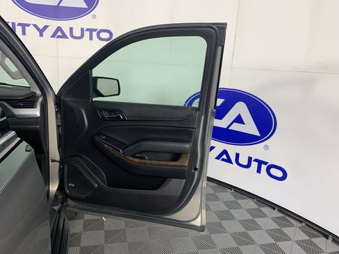 Used 2018 Chevrolet Tahoe LT RWD image 38