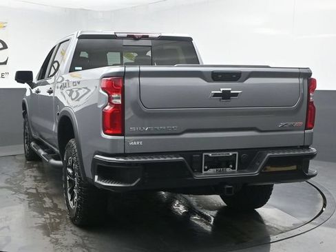 Used 2023 Chevrolet Silverado 1500 ZR2 w/ Technology Package AWD/4WD image 34