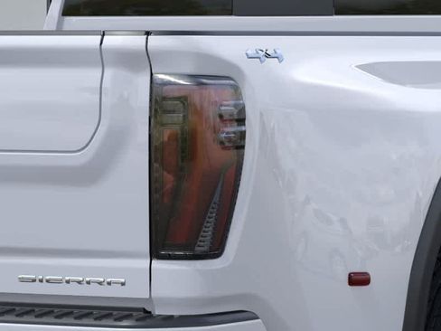 New 2026 GMC Sierra 3500 Denali Ultimate AWD/4WD image 11