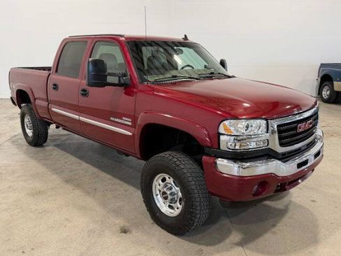 Used 2007 GMC Sierra 2500 SLT w/ Heavy-Duty Power Package AWD/4WD image 6