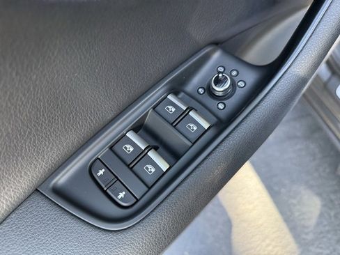 Used 2018 Audi Q7 2.0T Premium Plus w/ Premium Plus Package image 27