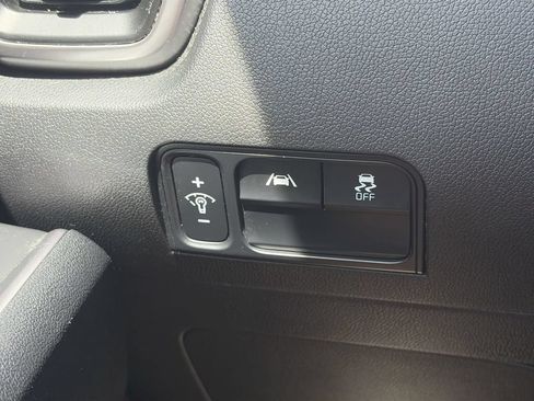Used 2021 Kia Sorento S w/ Panoramic Sunroof Package FWD image 23