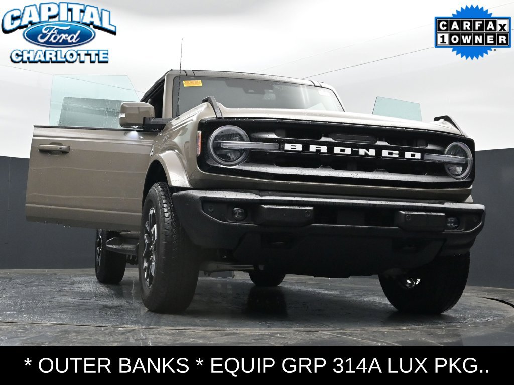 Used 2025 Ford Bronco Outer Banks AWD/4WD image 38