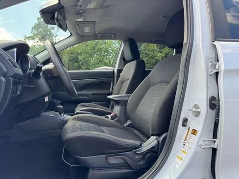 Used 2023 Mitsubishi Outlander Sport AWD image 16
