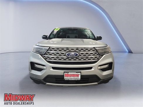 Used 2023 Ford Explorer Limited w/ Equipment Group 301A image 8