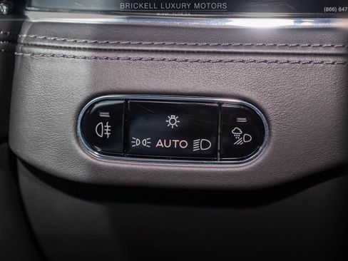 Used 2022 Bentley Continental GT image 27