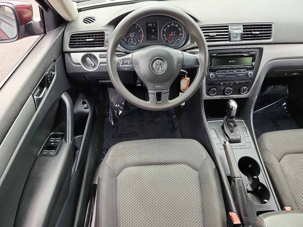 Used 2013 Volkswagen Passat 2.5 S FWD image 13