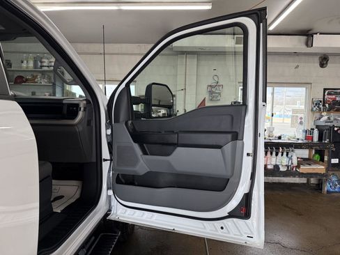 New 2026 Ford F250 XL w/ XL Chrome Package image 27