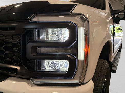 Used 2024 Ford F250 XL w/ STX Appearance Package AWD/4WD image 13