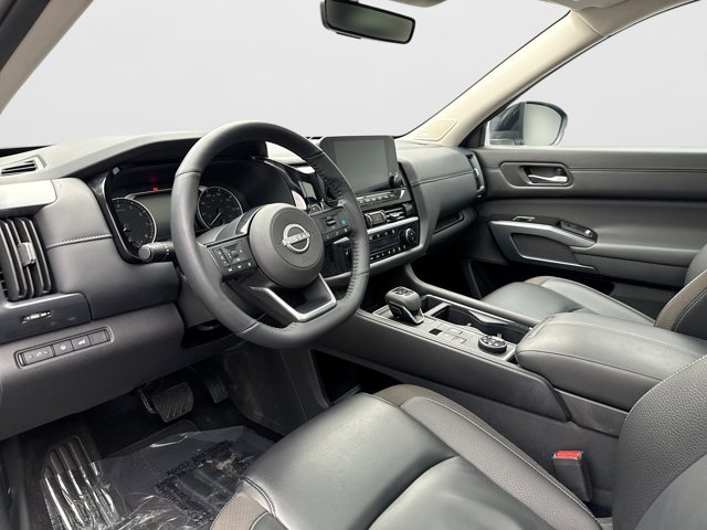 Used 2024 Nissan Pathfinder SL w/ SL Premium Package AWD/4WD image 10