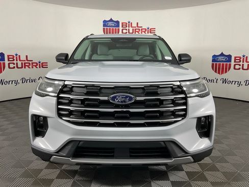 New 2026 Ford Explorer Active w/ Active Comfort Package RWD image 8