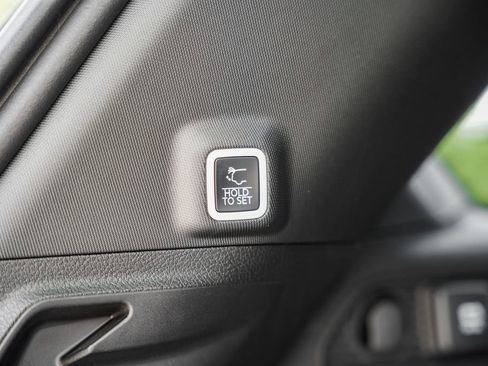 New 2025 Jeep Grand Cherokee Overland w/ Adv Protech Group III image 12