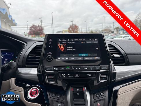 Used 2023 Honda Odyssey Elite image 17