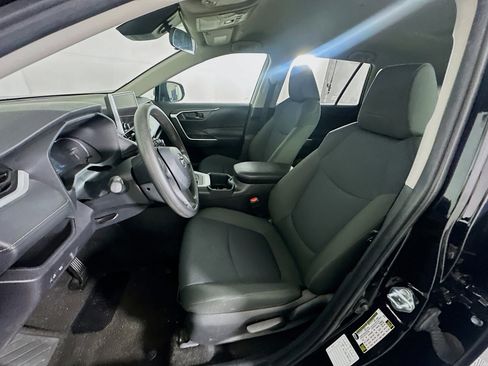 Used 2024 Toyota RAV4 LE image 13