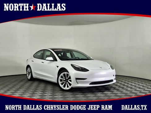 Used 2022 Tesla Model 3 Long Range AWD/4WD image 1
