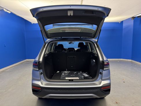 New 2026 Volkswagen Taos S image 26