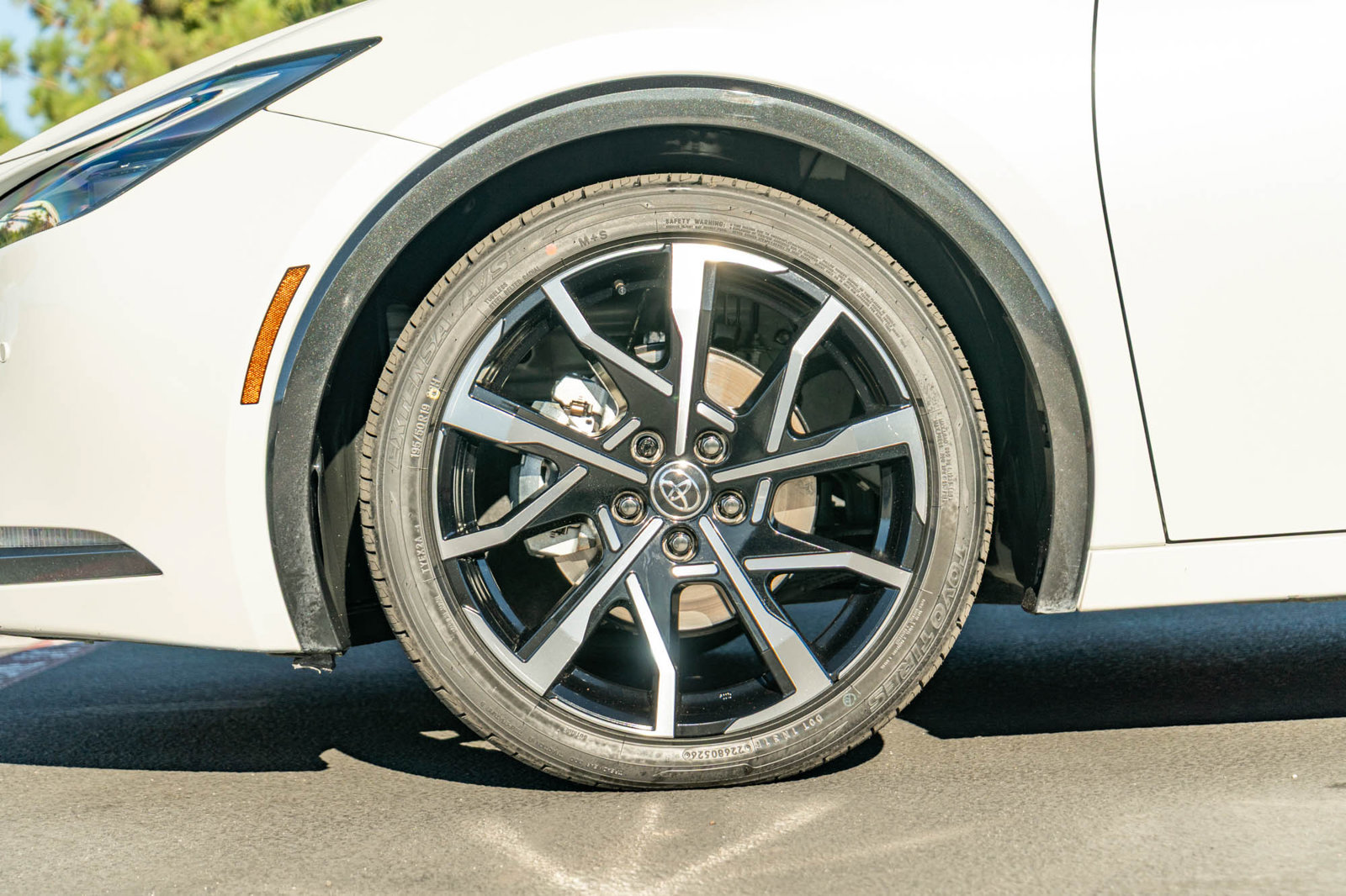 Certified 2023 Toyota Prius Prime FWD image 5