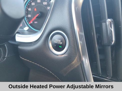 Used 2023 Chevrolet Traverse LT w/ LT Premium Package image 9