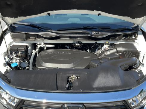 Used 2024 Honda Odyssey Touring image 22
