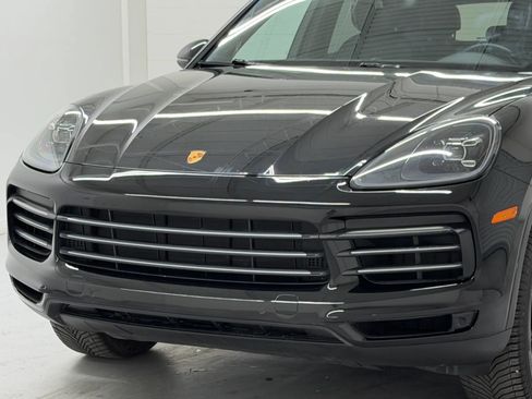 Used 2022 Porsche Cayenne AWD/4WD image 94