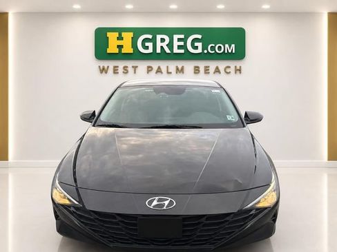Used 2021 Hyundai Elantra SEL w/ Cargo Package FWD image 10