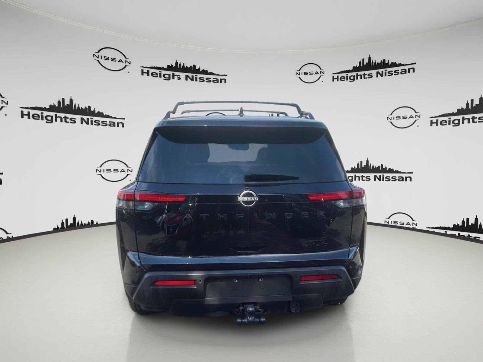Used 2022 Nissan Pathfinder SV w/ SV Premium Package AWD/4WD image 4