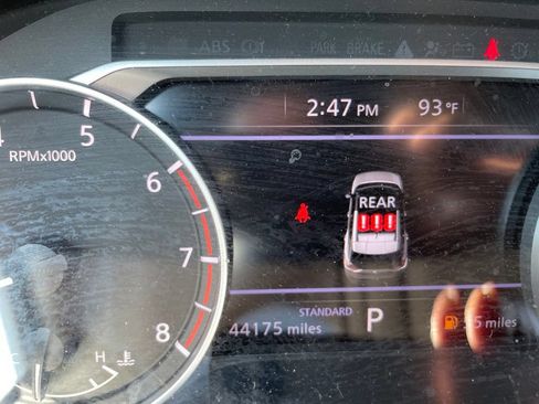Used 2023 Nissan Rogue S FWD image 20