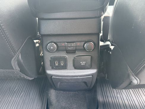 Used 2018 Ford Explorer Sport w/ Equipment Group 401A AWD/4WD image 17