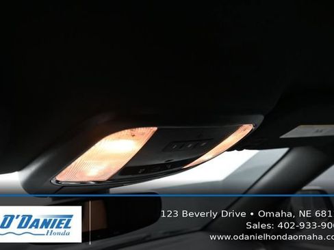 Used 2018 Jeep Grand Cherokee Altitude AWD/4WD image 32