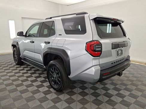 Certified 2025 Toyota 4Runner SR5 AWD/4WD image 13