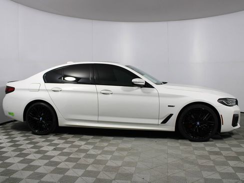 Used 2023 BMW 530e w/ M Sport Package image 21