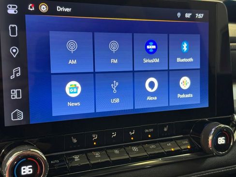 Used 2023 Chevrolet Colorado LT w/ LT Convenience Package III AWD/4WD image 47