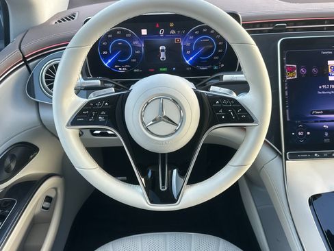 Used 2023 Mercedes-Benz EQS 450+ Sedan image 14