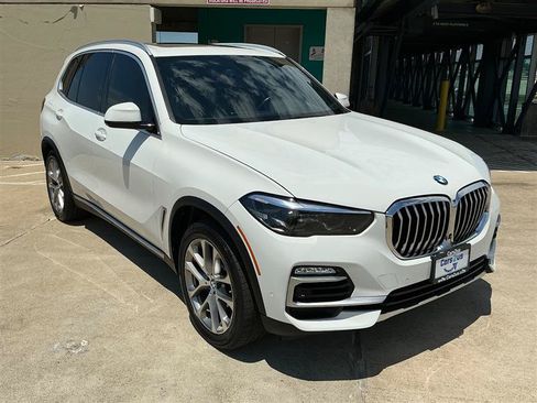Used 2021 BMW X5 xDrive40i w/ Premium Package AWD/4WD image 9