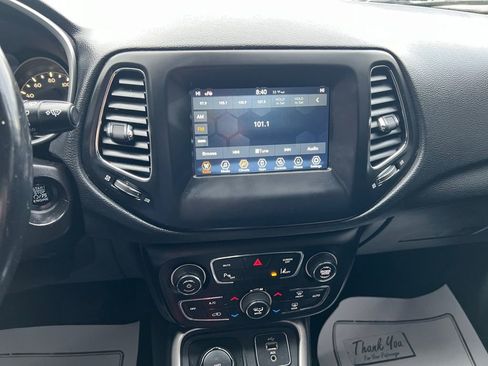 Used 2018 Jeep Compass Latitude w/ Popular Equipment Group AWD/4WD image 24