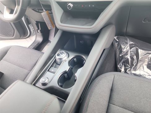 New 2026 Ford Explorer Active image 24