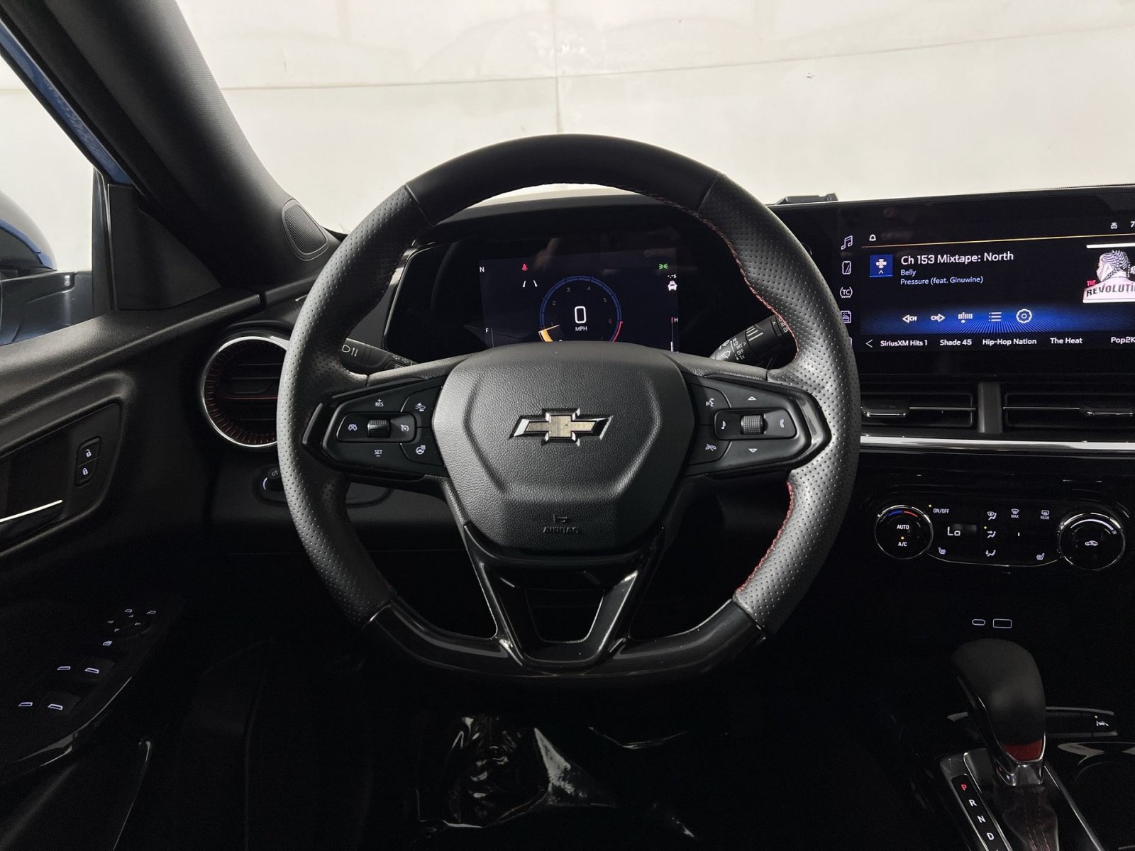Used 2024 Chevrolet Trax RS w/ Driver Confidence Package FWD image 16