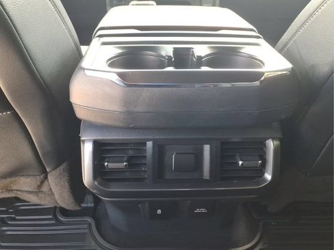 Used 2023 Ford F150 Lariat AWD/4WD image 15