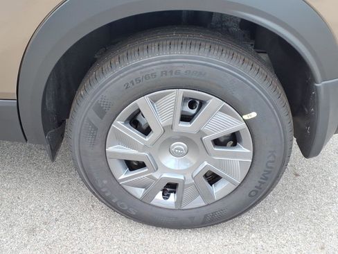 New 2026 Nissan Kicks S image 5