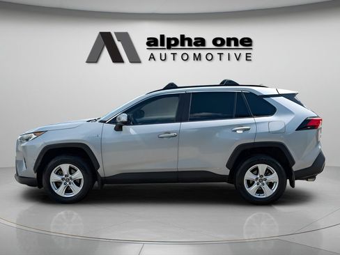 Used 2021 Toyota RAV4 XLE w/ Convenience Package AWD/4WD image 11