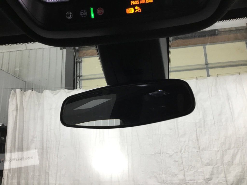 Used 2023 Chevrolet Traverse LT FWD image 31