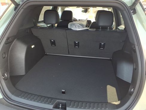 New 2026 Chevrolet Equinox ACTIV w/ Convenience Package III image 9