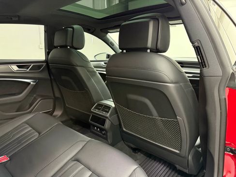 Used 2021 Audi RS 7 Prestige image 39