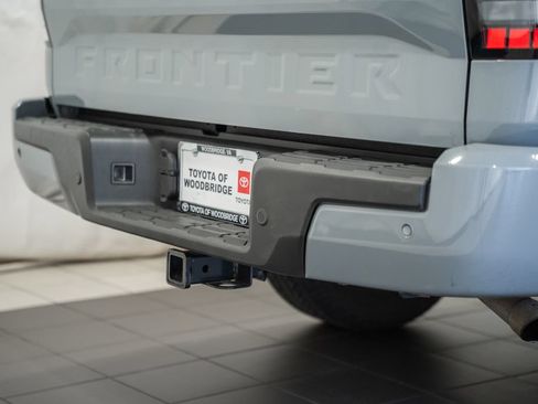 Used 2024 Nissan Frontier PRO-4X w/ Pro Premium Package AWD/4WD image 8