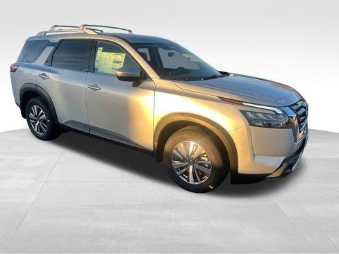 New 2025 Nissan Pathfinder SL w/ Lighting Package (N92) image 8