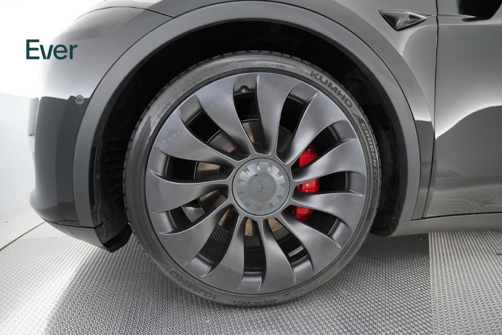 Used 2020 Tesla Model Y Performance AWD/4WD image 19