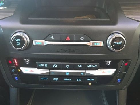 Used 2020 Ford Explorer Limited w/ Class III Trailer Tow Package image 29