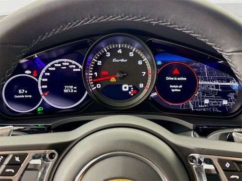 Used 2023 Porsche Cayenne Turbo image 18