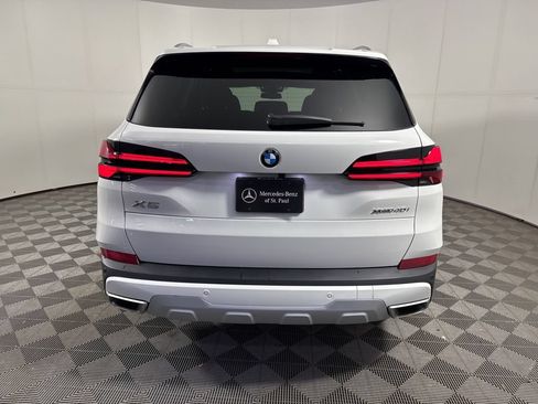 Used 2026 BMW X5 xDrive40i AWD/4WD image 4